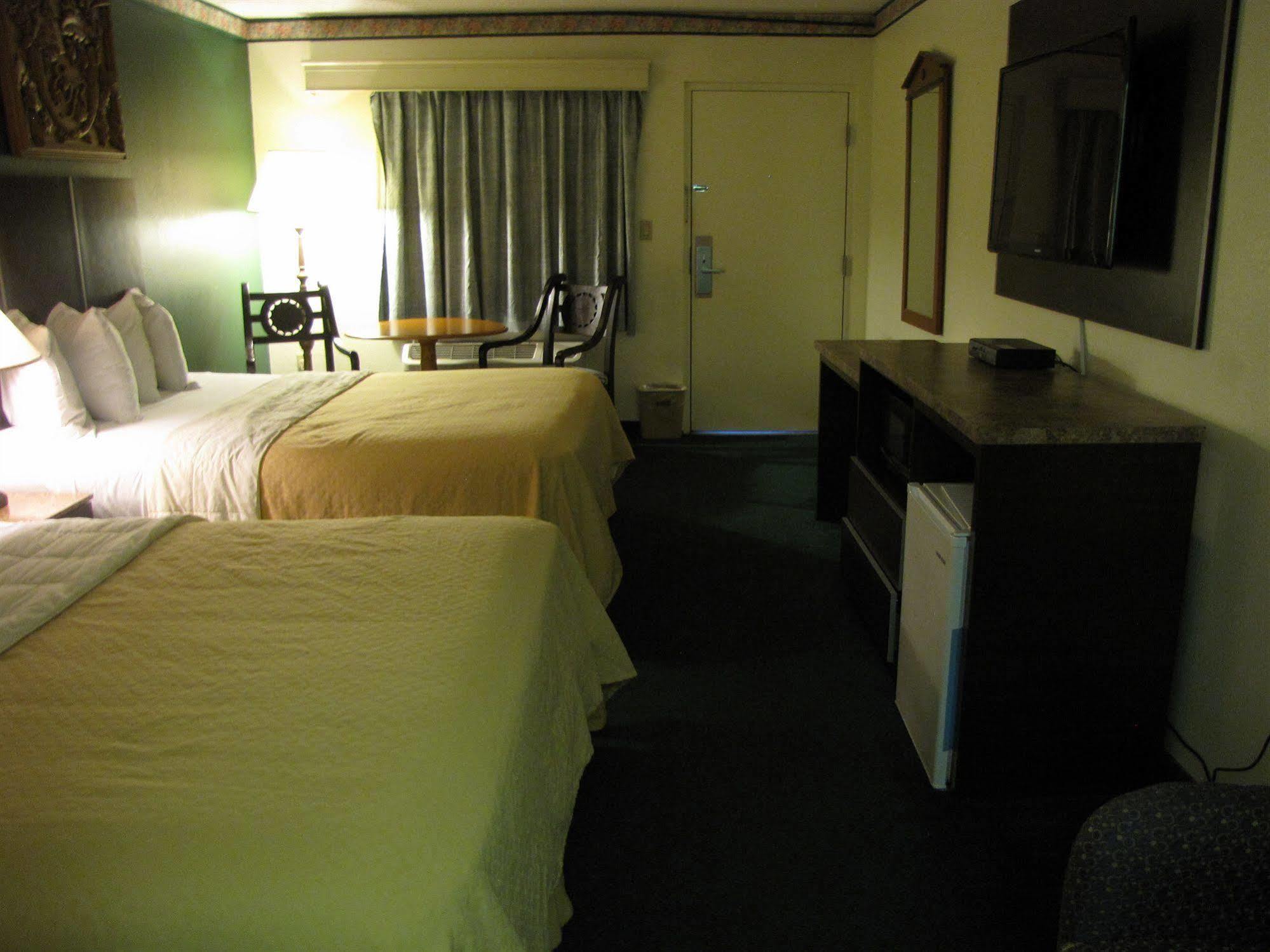 Budget Host Inn Florida City Bagian luar foto